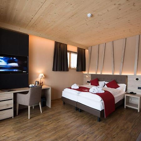 Francesin Active Hotel ليفينو المظهر الخارجي الصورة