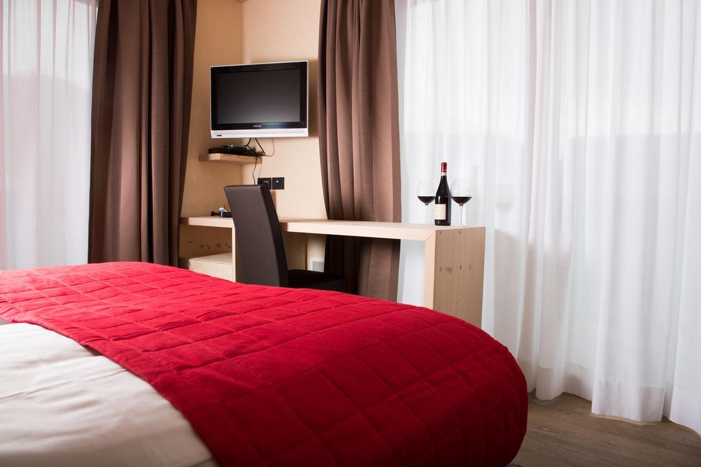 Francesin Active Hotel ليفينو المظهر الخارجي الصورة