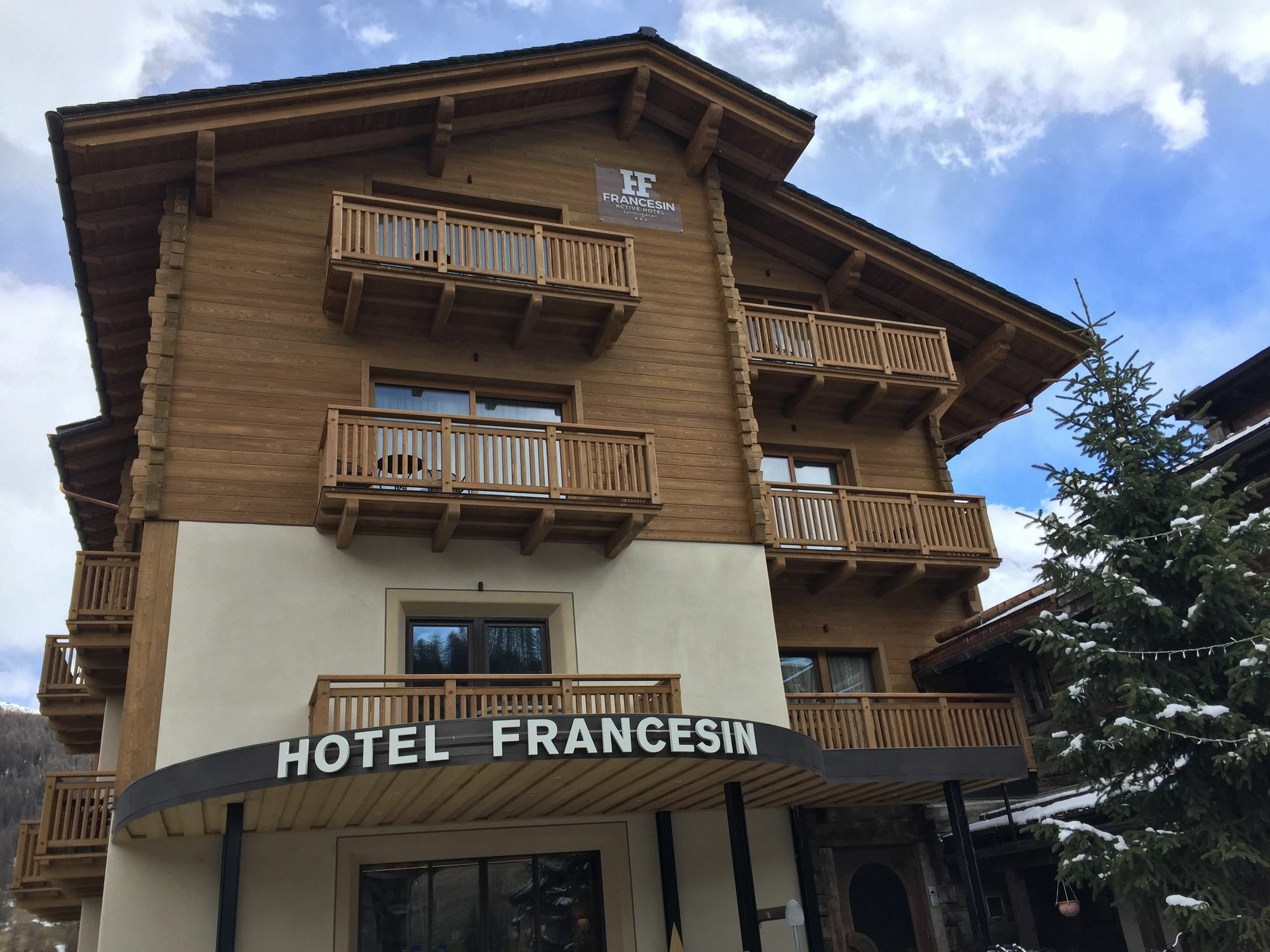 Francesin Active Hotel ليفينو المظهر الخارجي الصورة